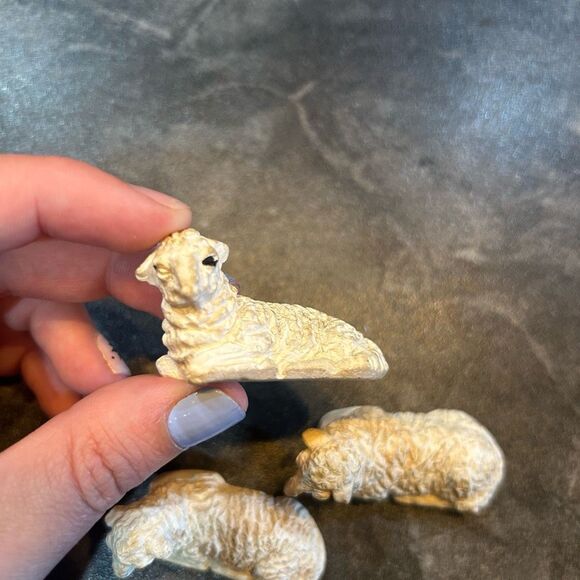 Chalkware White / Off-White 3 Miniature Sheep - Picture 7 of 8